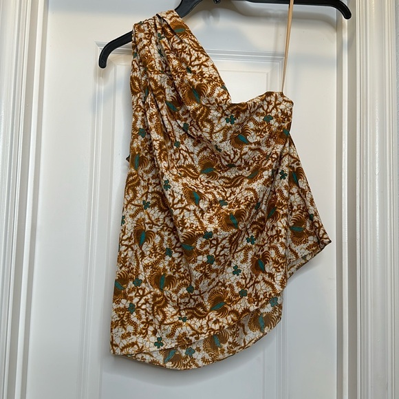 NWT! CHARINA SARTE Floral Print One-Shoulder Blouse in a large - Picture 2 of 7